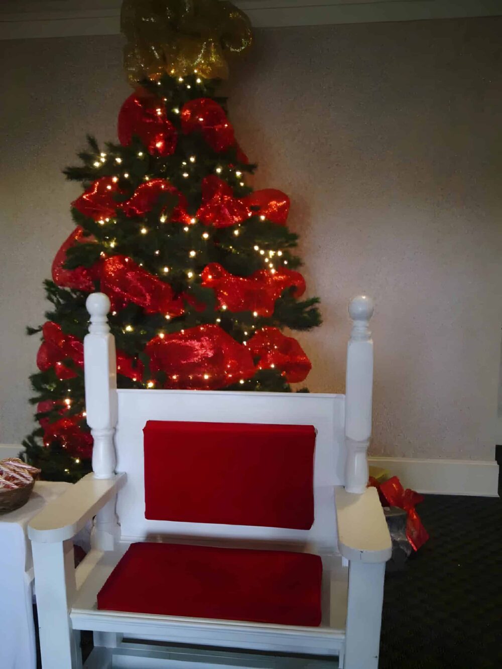 Small Santa Chair